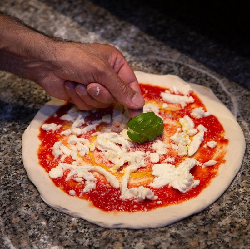 Neapolitan pizza cooking class in Sorrento